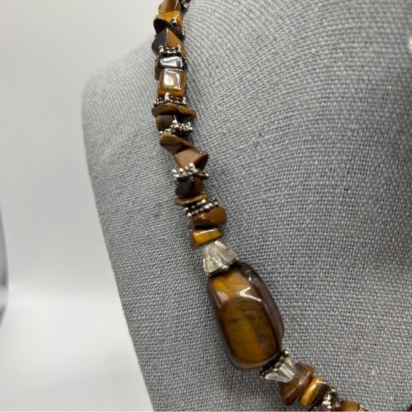 Genuine Tiger's Eye Genuine Stone Beaded Necklace with Silver Tone Spacers 17" - Picture 9 of 11